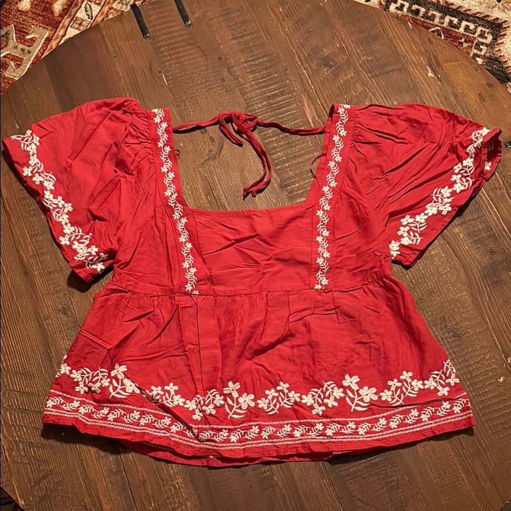 Old Navy Red and White Flutter Sleeve Blouse with Tie Front